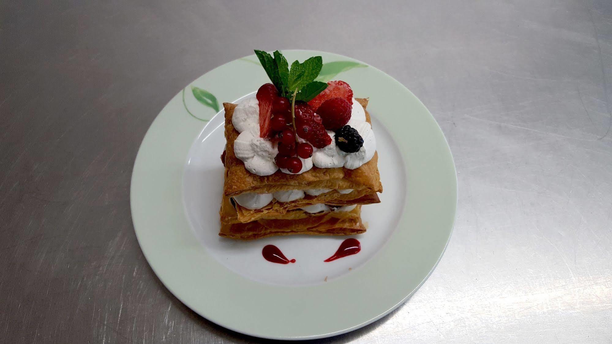 Logis Au Puits Enchante Saint-Martin-en-Bresse 외부 사진